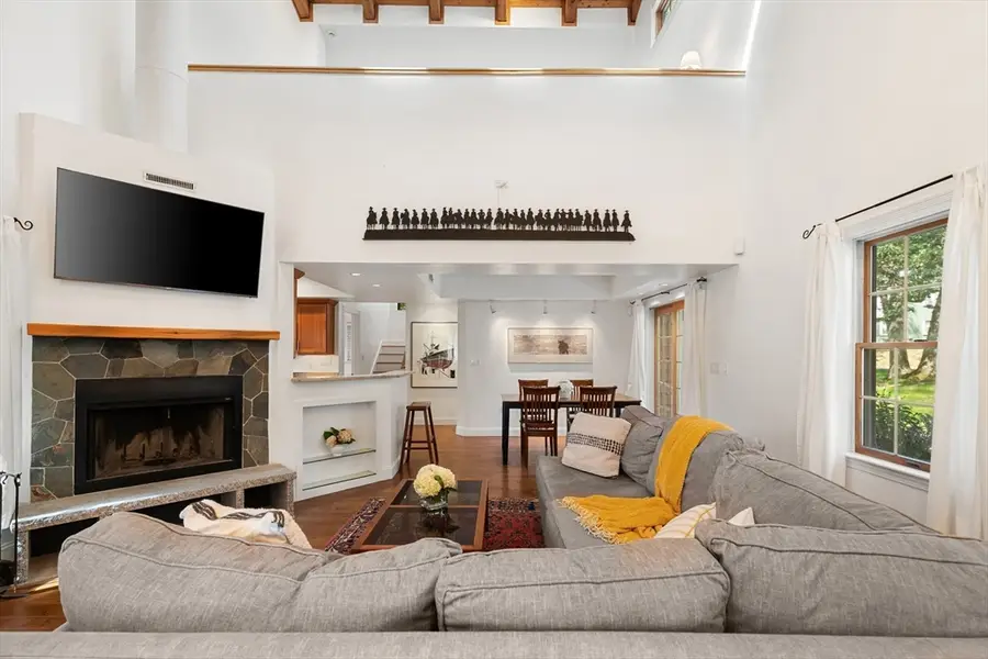 18 Greenwood St, Lexington, MA 02421 - #3