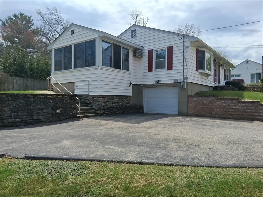 4 Ayrshire Rd, Worcester, MA 01604 - #2