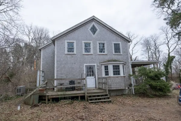 4 Slade Hill Rd, Truro, MA 02666