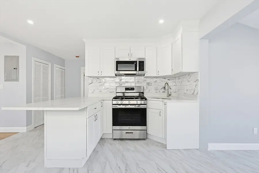 185 Suffolk Ave, Revere, MA 02151 - #3