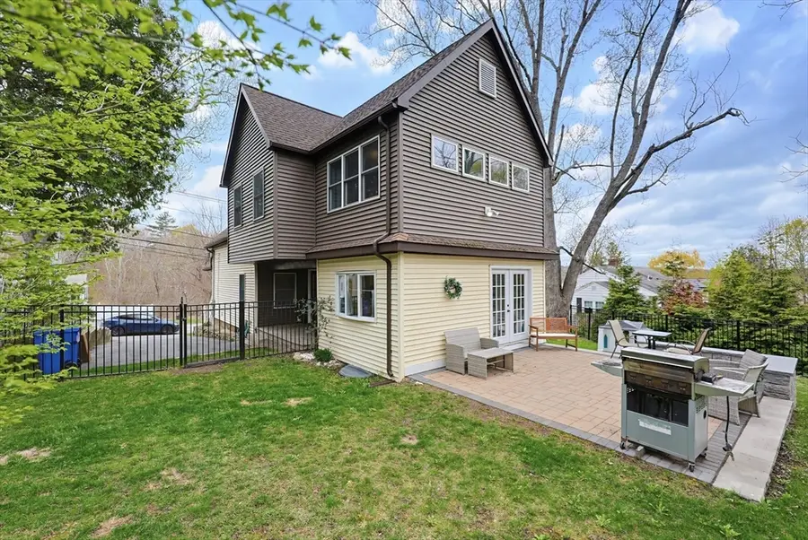 24 Cedar St, Hopkinton, MA 01748 - #3