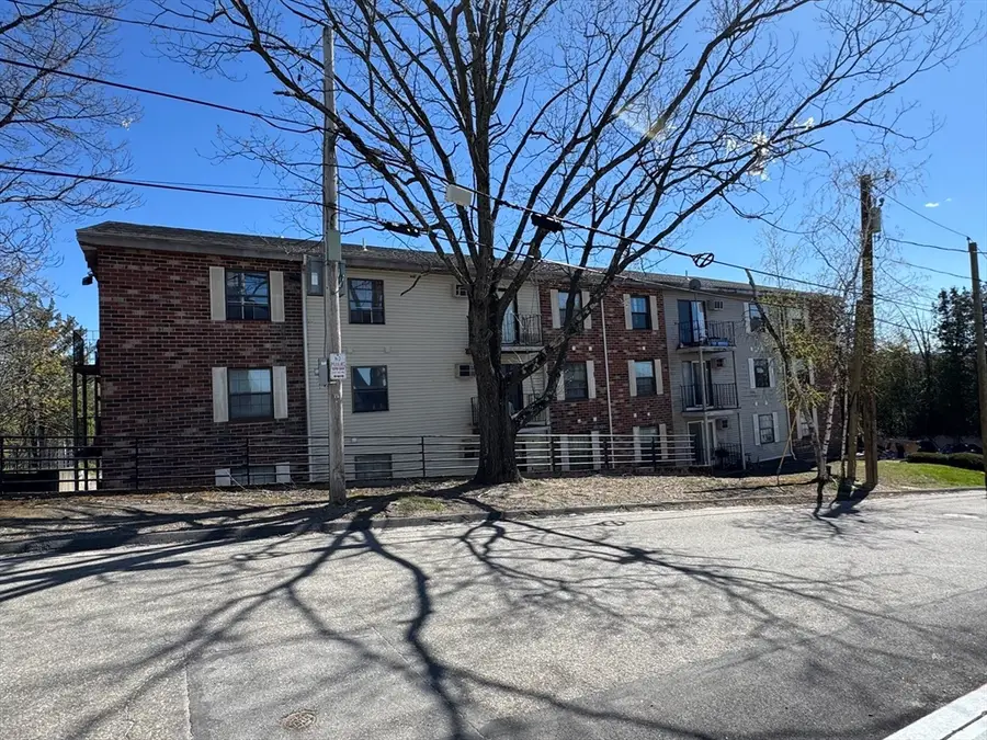 10 Hemans Street #21, Worcester, MA 01605 - #3