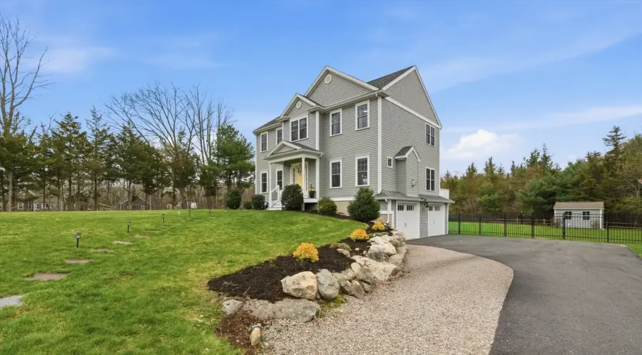 925 Pleasant St, Attleboro, MA 02703 - #2