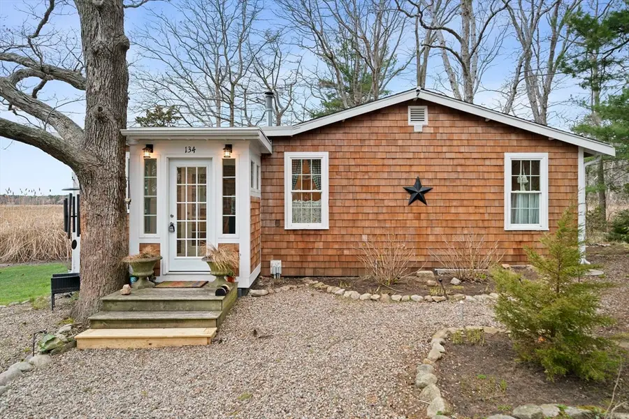 134 Wellington Ave, Marshfield, MA 02050 - #2