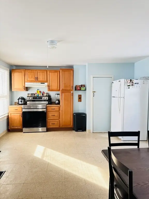 8 Water Street, Greenfield, MA 01301 - #3