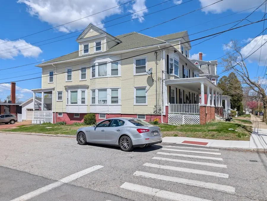 98-100 Webster St, Haverhill, MA 01830 - #2