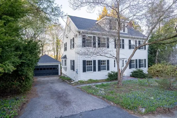 5 Richard Road, Lexington, MA 02421