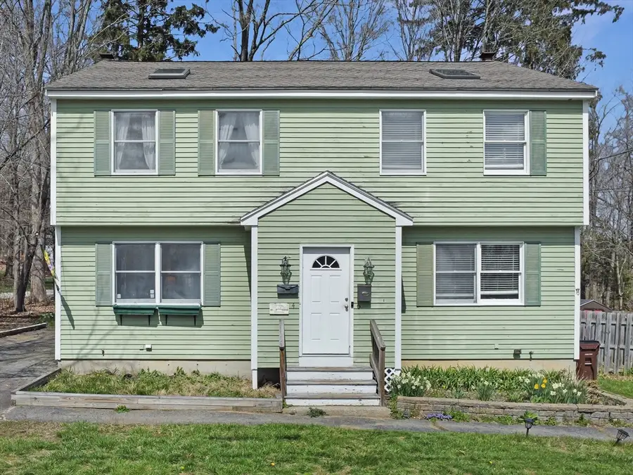 4 Maplewood Avenue #1, Amesbury, MA 01913 - #3