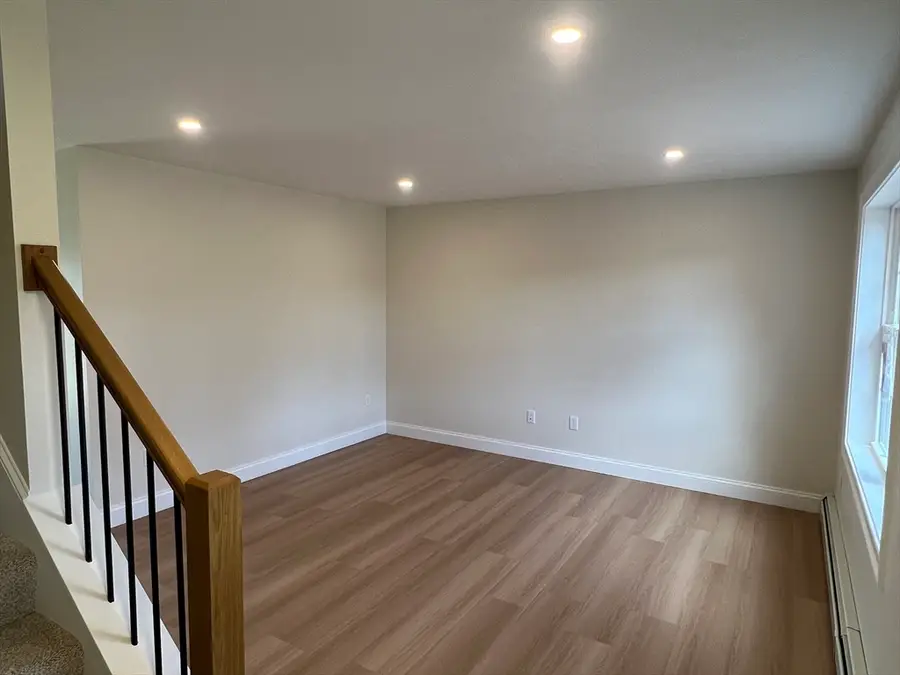 64 East St, Northfield, MA 01360 - #3