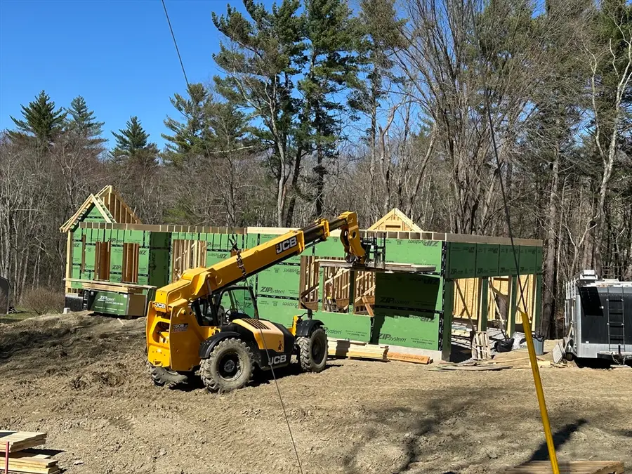 20 Hilliard Road, Kensington, NH 03833 - #3