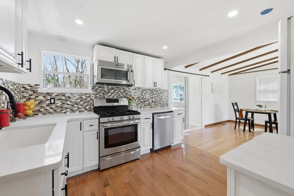 69 Maplehurst Ave, East Longmeadow, MA 01028 - #1