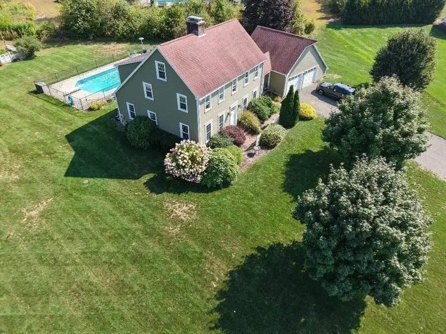 32 Rolling Meadow Ln, East Longmeadow, MA 01028 - #2