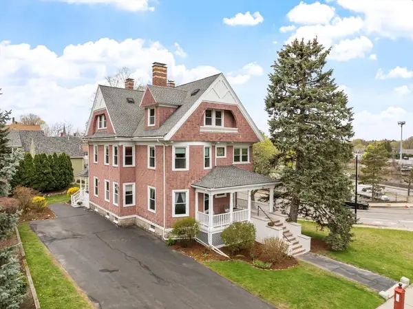 19 Putnam St, Newton, MA 02465