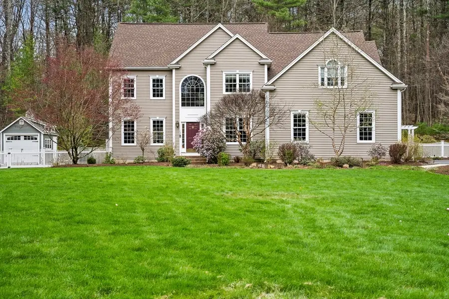 154 South Street, Upton, MA 01568 - #2