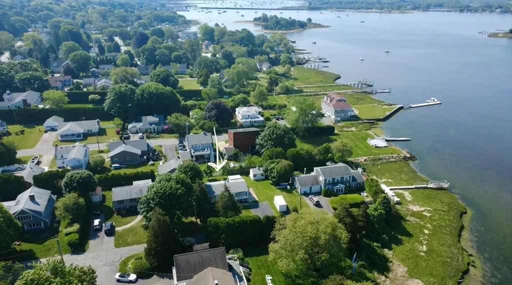 30 Lucy St, Dartmouth, MA 02748 - #1