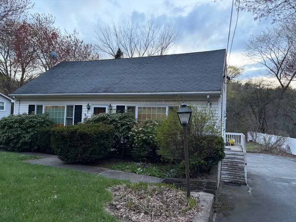 112 Marlboro Rd, Southborough, MA 01772 - #1