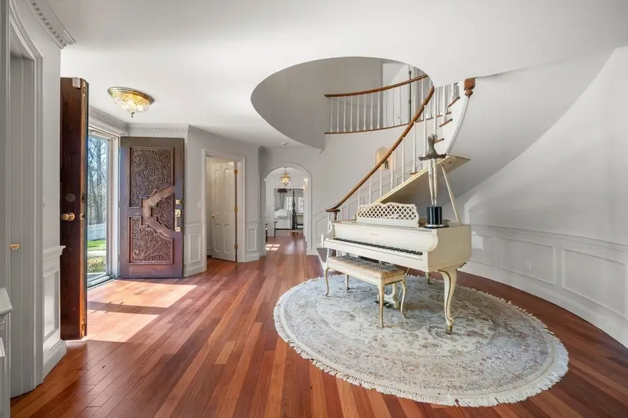 286 Mayflower Cir, Hanover, MA 02339 - #2