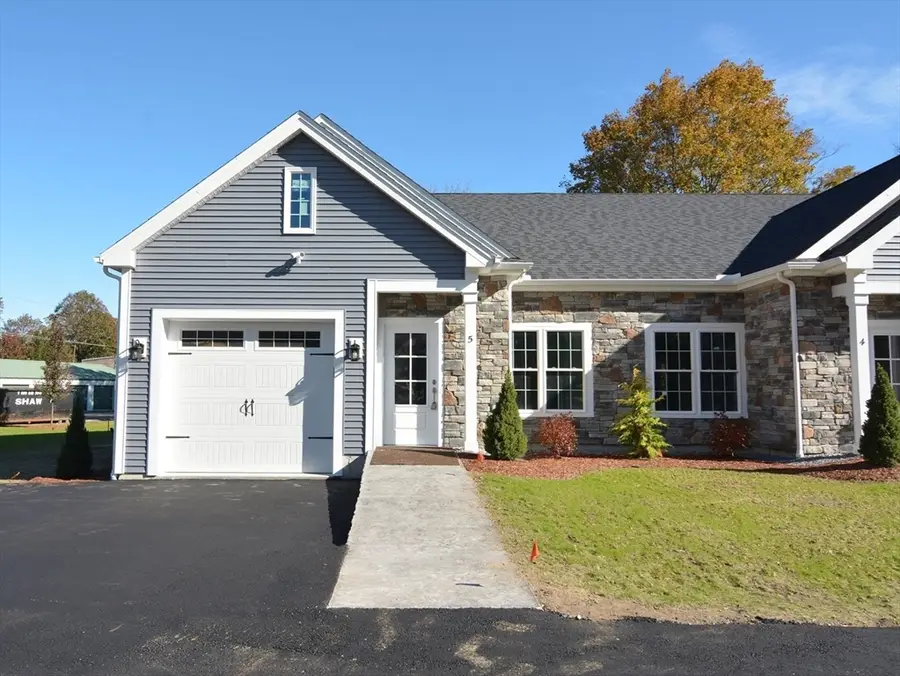 1 Depot Street Ext #5, Townsend, MA 01469 - #2