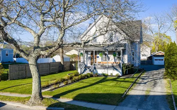 151 Main St, Fairhaven, MA 02719