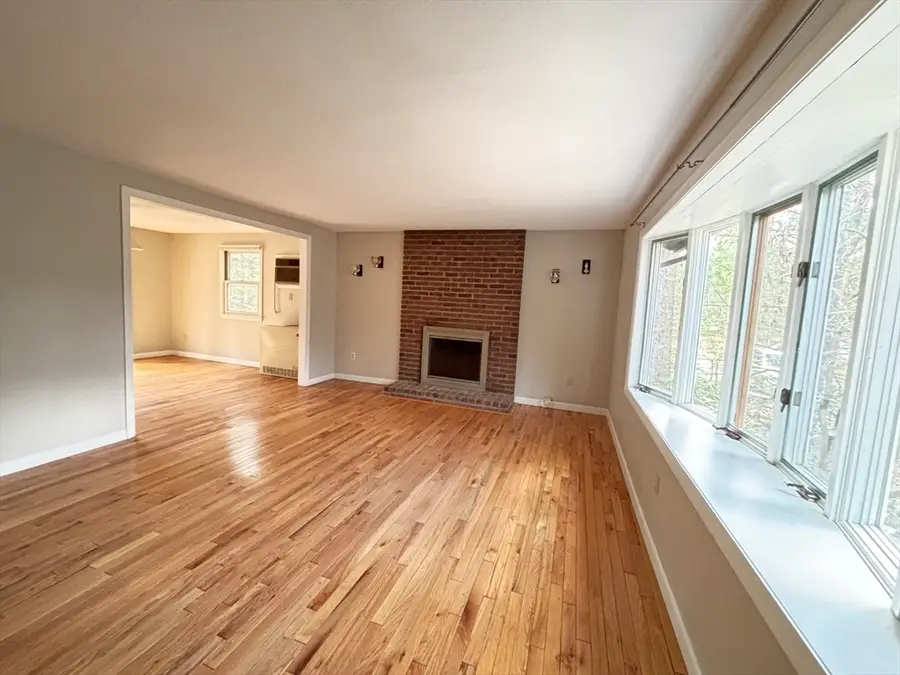 156 Aubinwood Rd., Amherst, MA 01002 - #3