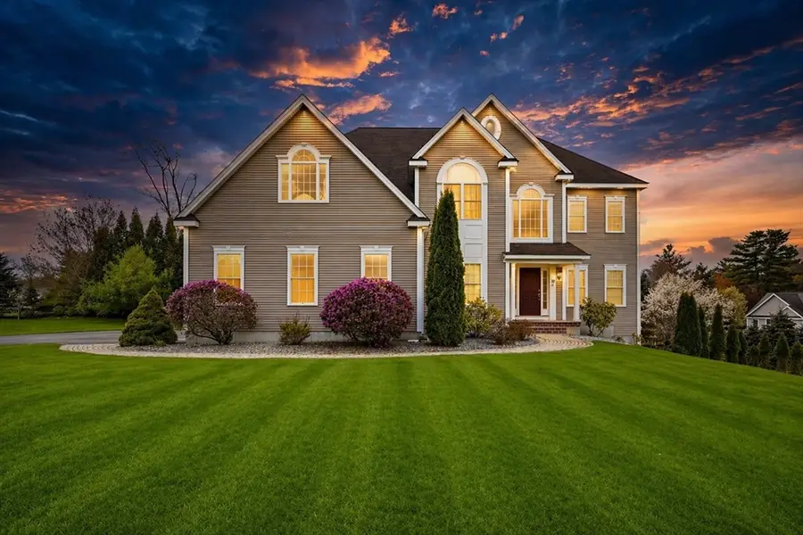 19 Crimson Dr, Shrewsbury, MA 01545 - #2