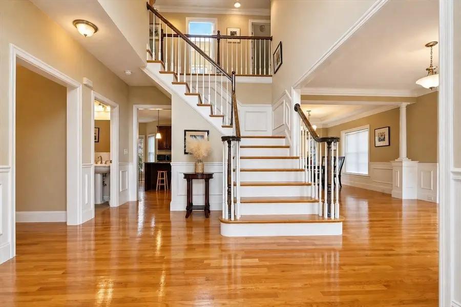 19 Crimson Dr, Shrewsbury, MA 01545 - #3