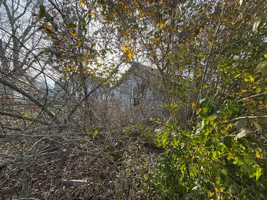 44 Thirteenth St, Onset, MA 02532 - #3