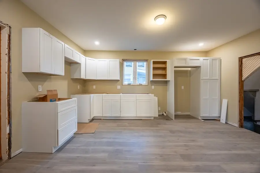 124 Mill St, New Bedford, MA 02740 - #3