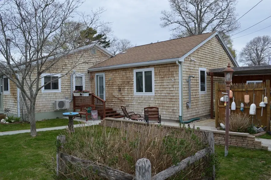 17 Bungalow Ln, Wareham, MA 02532 - #2