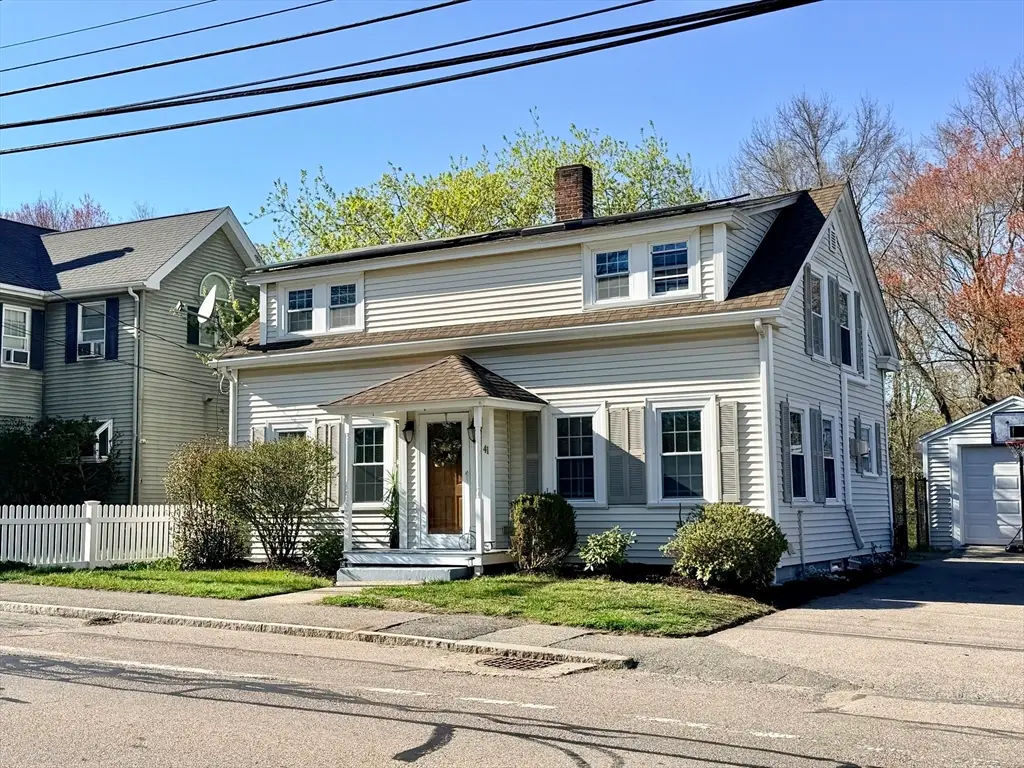 41 Main St, Upton, MA 01568 - #1