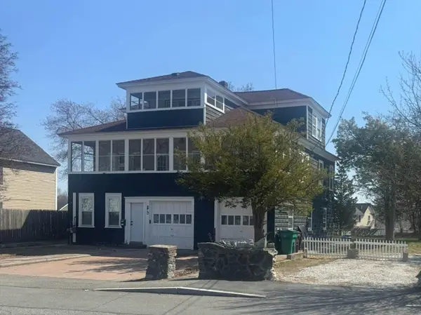 85 Seneca Street, Lowell, MA 01852