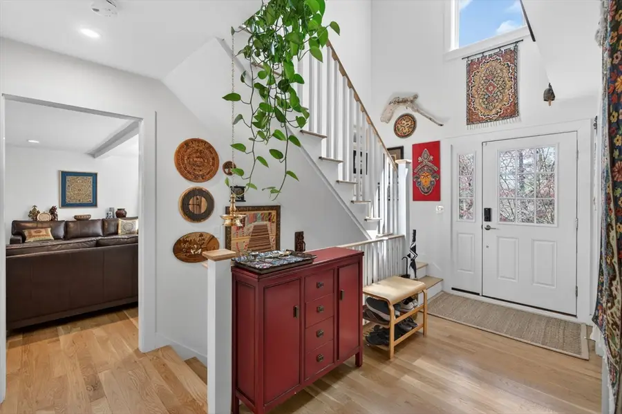 334 Farm Rd, Marlborough, MA 01752 - #2