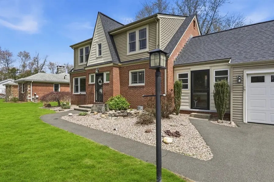 63 Mountain View St, South Hadley, MA 01075 - #2