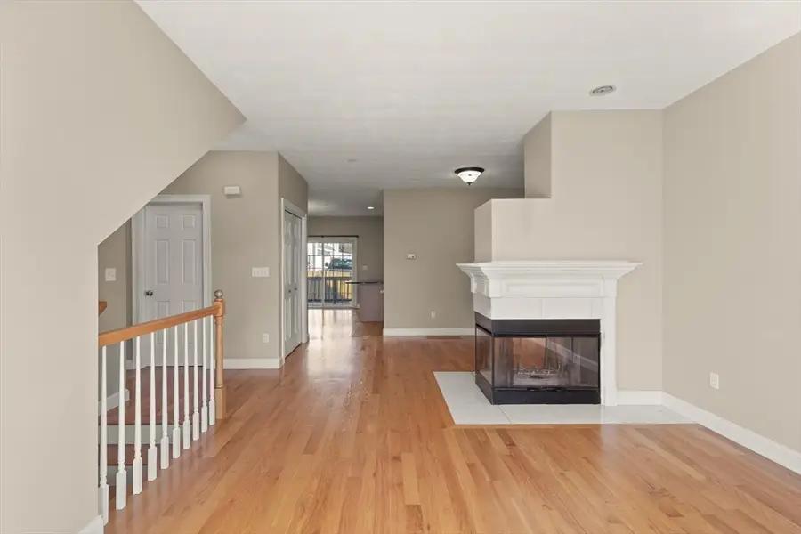 9 Nirvana Dr #2E, Saugus, MA 01906 - #3