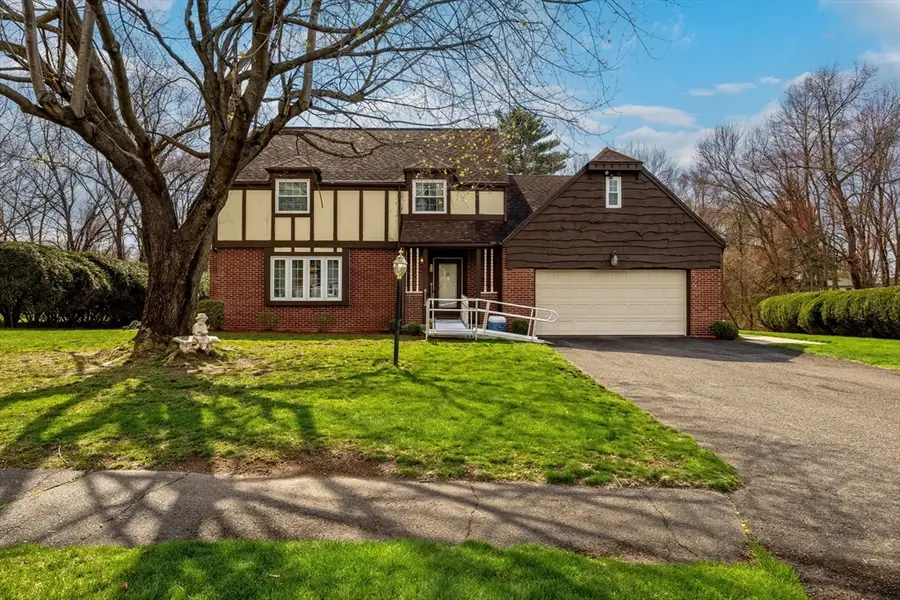 26 Kimberly Dr, South Hadley, MA 01075 - #2