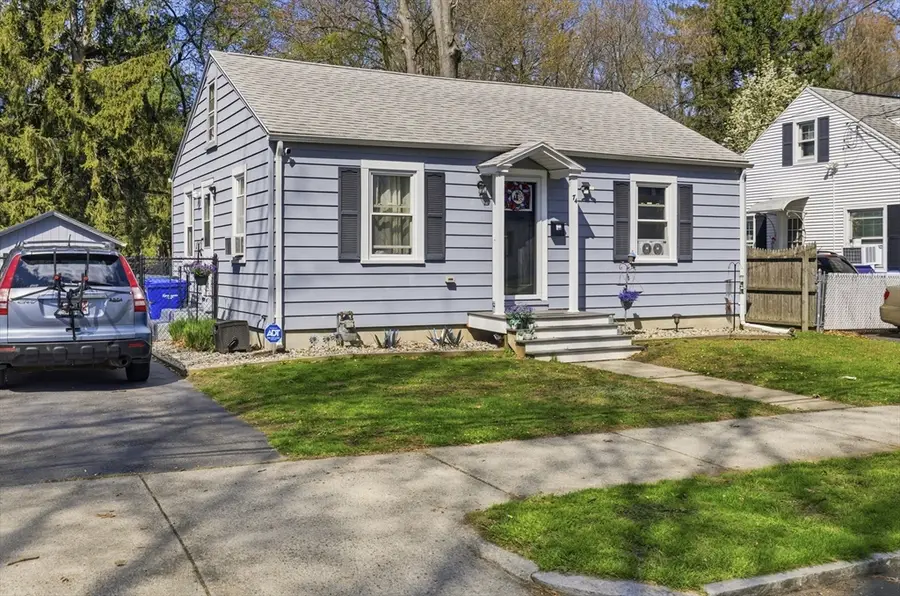 74 Gilman St, Springfield, MA 01118 - #3