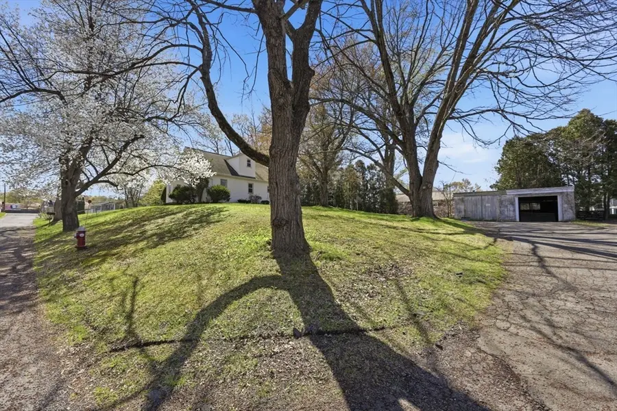 18 Haig Ave, South Hadley, MA 01075 - #3