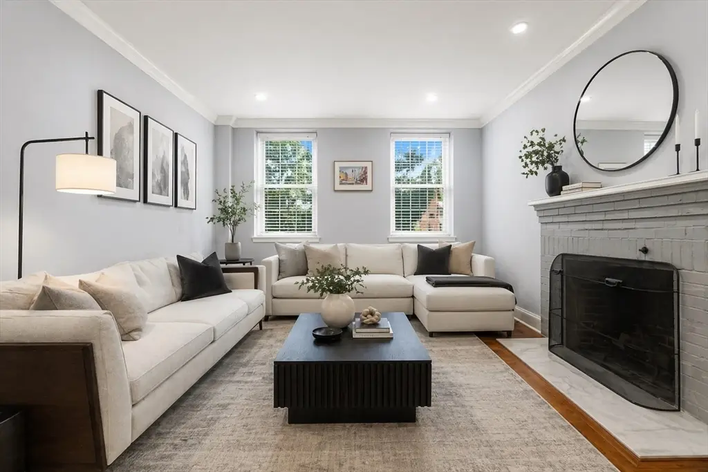 39 Commonwealth Ave #11, Newton, MA 02467 - #1