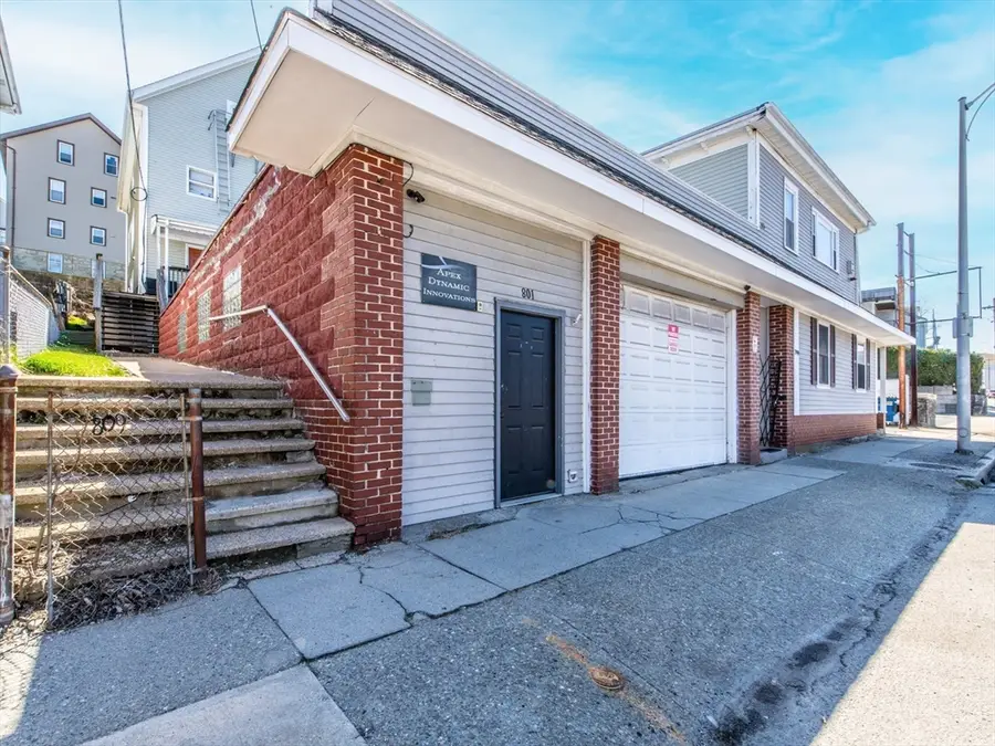 801 N Main St, Fall River, MA 02720 - #2
