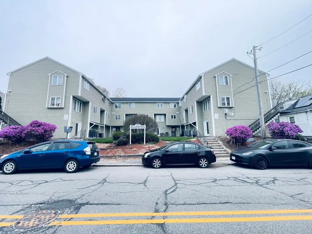 1036 Middlesex St #9, Lowell, MA 01851 - #1