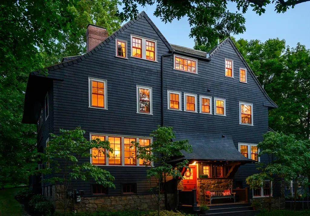 70 Curve St, Wellesley, MA 02482 - #1