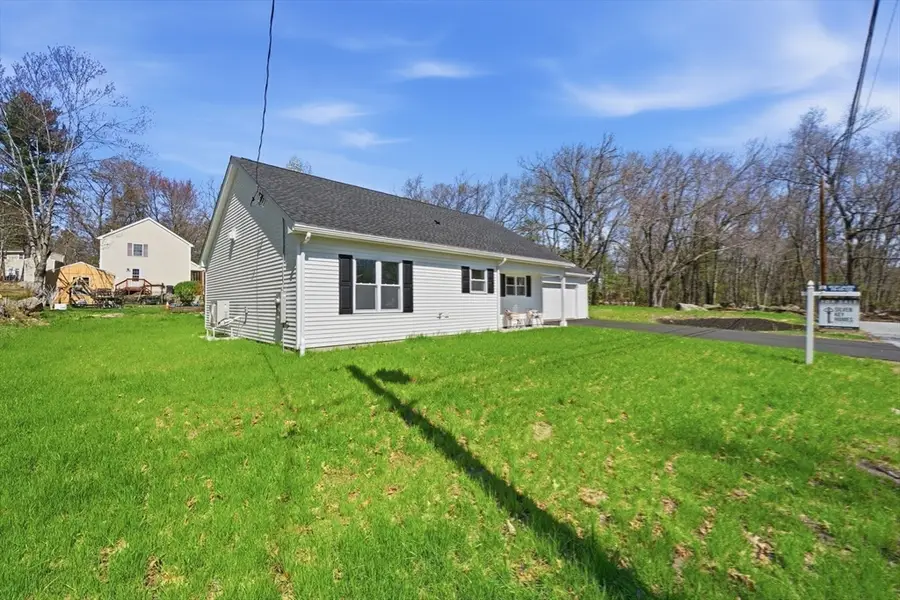 109 Navy Yard Rd, Dracut, MA 01826 - #3
