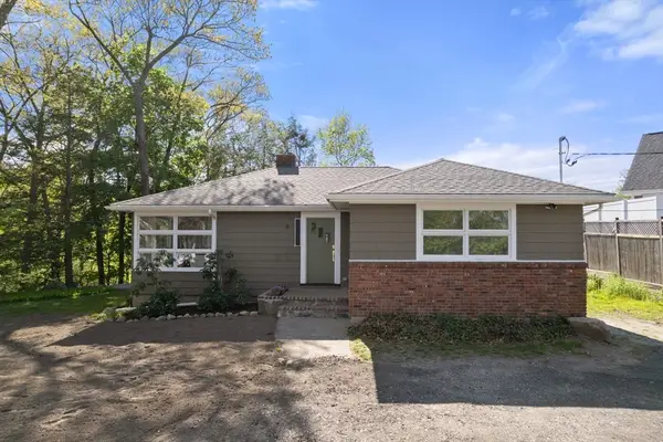 0-8 Everett St, Wakefield, MA 01880