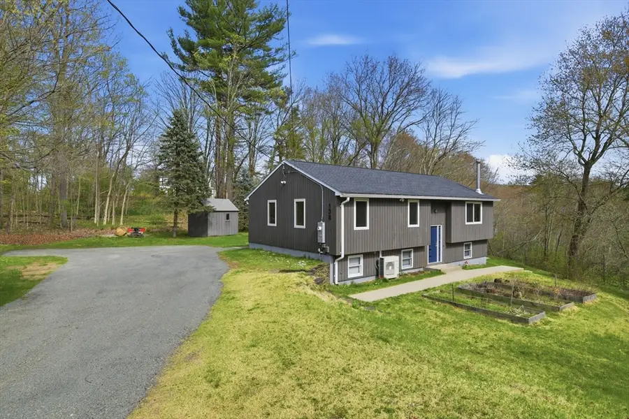 138 West St, Easthampton, MA 01027 - #2