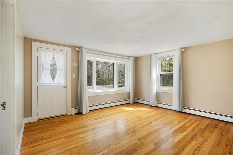 61 Old Phinneys Ln, Barnstable, MA 02630 - #2