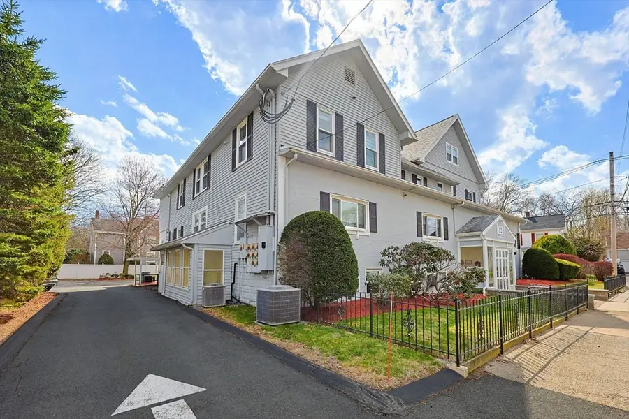 12 Benton St #4, Stoneham, MA 02180 - #3