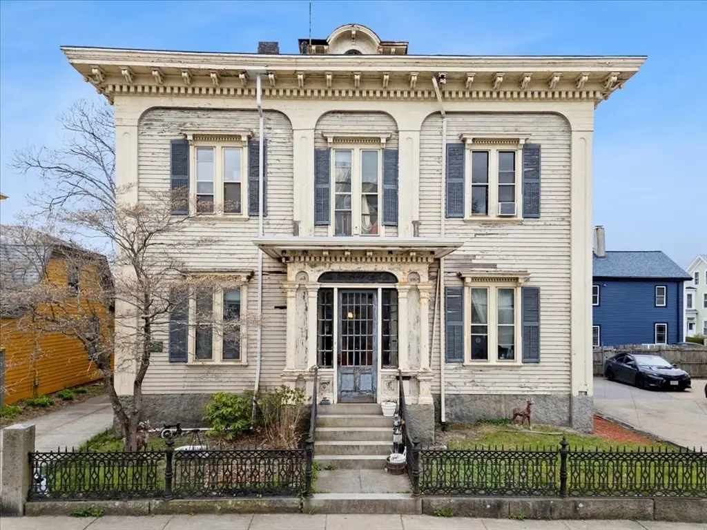 179 Cottage St, New Bedford, MA 02740 - #1