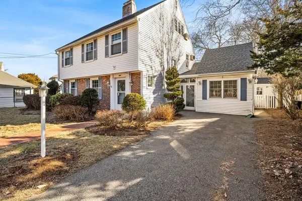 60 Orne St, Salem, MA 01970