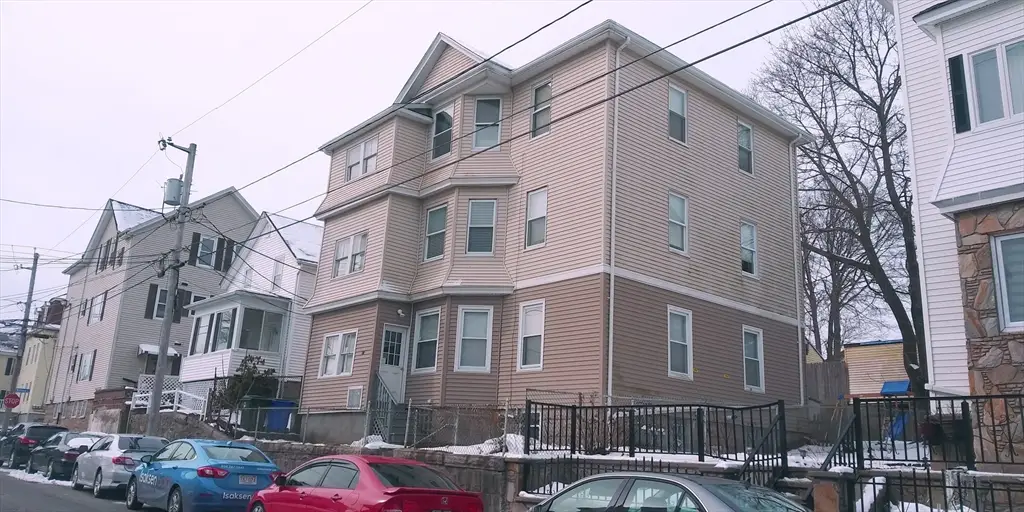 87 Smith, Fall River, MA 02721 - #1