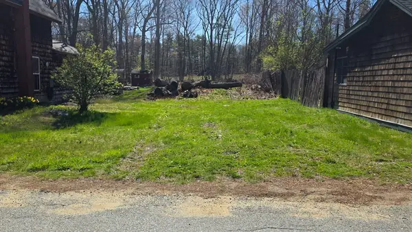 23 Chestnut Ave, Sterling, MA 01564